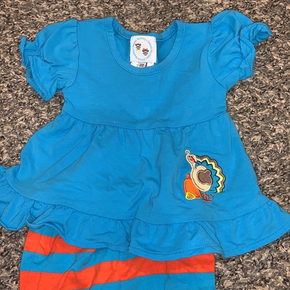 Smock Monkey Thanksgiving set - Picture 3 of 3